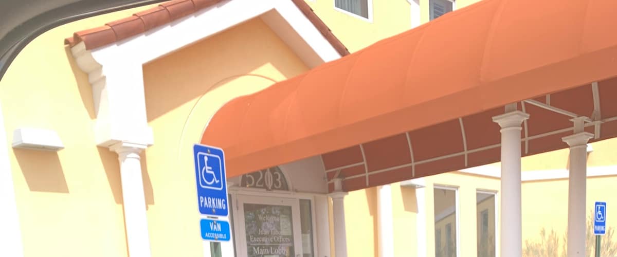 Albuquerque Center for Plastic Surgery, William G. Loutfy MD in Albuquerque, New Mexico