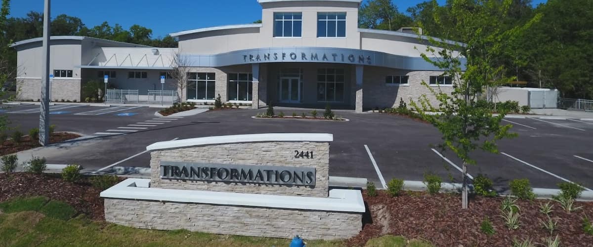Ambay Plastic Surgery in Wesley Chapel, Florida