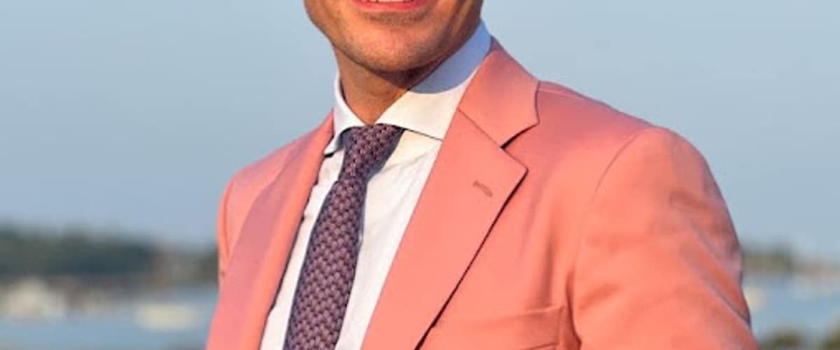 AW Plastic Surgery: Anthony J. Wilson, MD in Manchester, New Hampshire