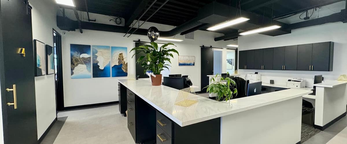 Deluxe Dermatology - Brentwood in St. Louis, Missouri