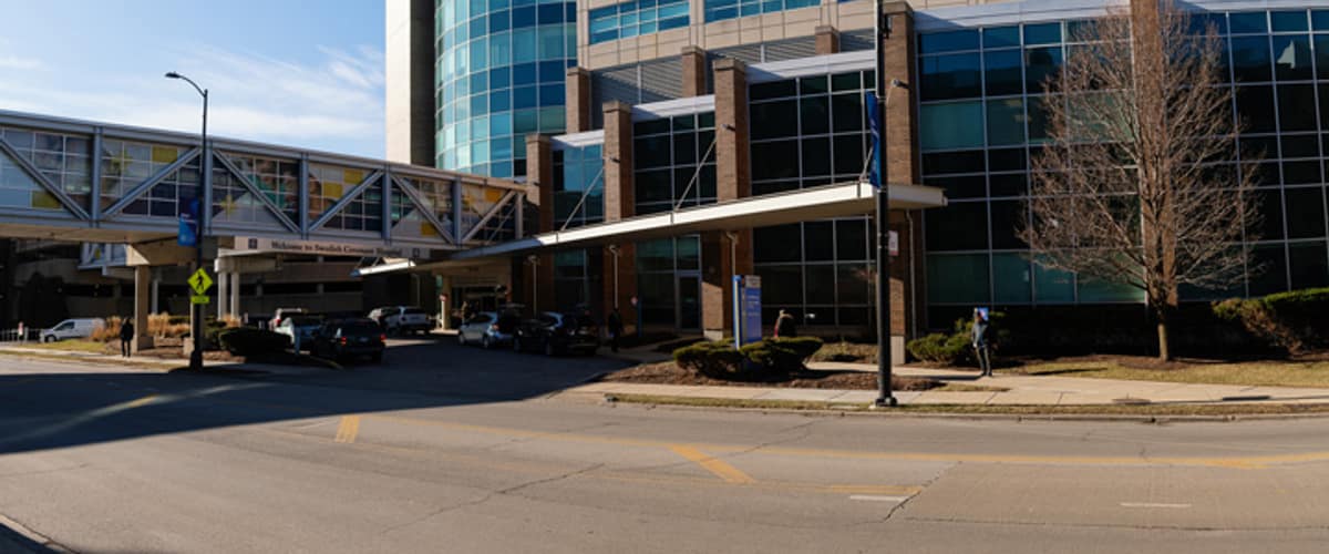 Dr. Elias Gikas, MD in Chicago, Illinois