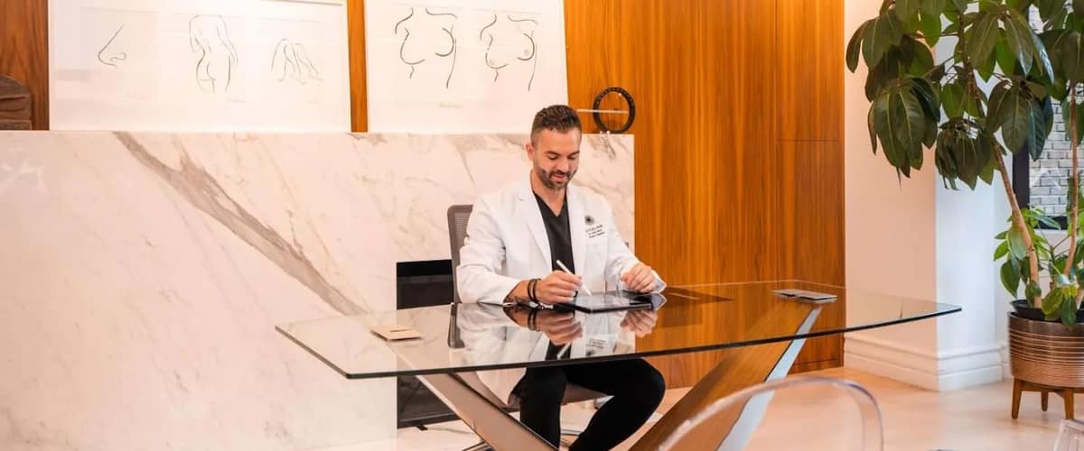 Dr Hani Sinno in Montreal, Quebec