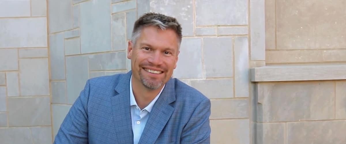 Dr. Jason Stubbs in Fayetteville, Arkansas