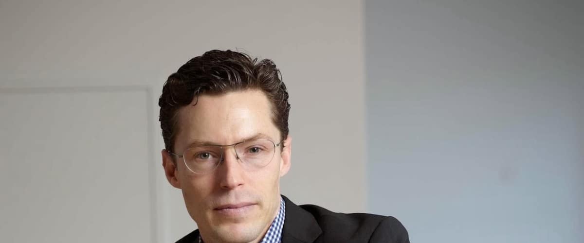 Dr. Jeremiah Redstone, MD, Plastic Surgeon in Morristown, New Jersey