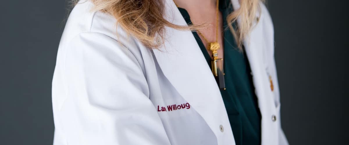 Dr. Lauren Willoughby, MD FRCSC in Oakville, Ontario