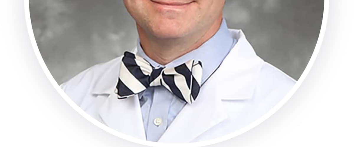 Dr. Michael Brandon Freeman, MD in Bakersfield, California