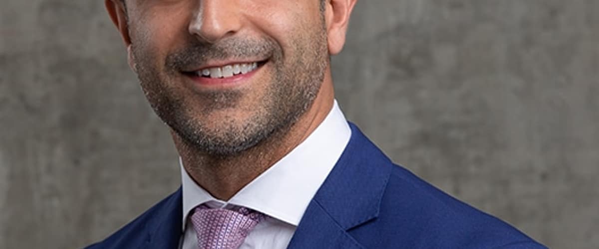 Dr. Moein Momtazi in Edmonton, Alberta