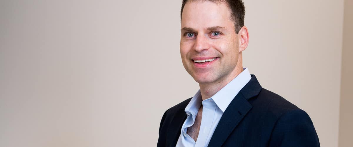 Dr. Ronen Avram in Hamilton, Ontario