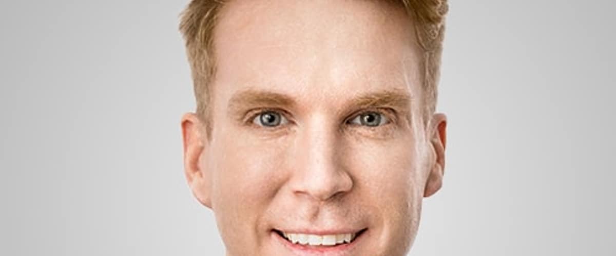 Dr. Sean Smith Plastic Surgery in Ottawa, Ontario
