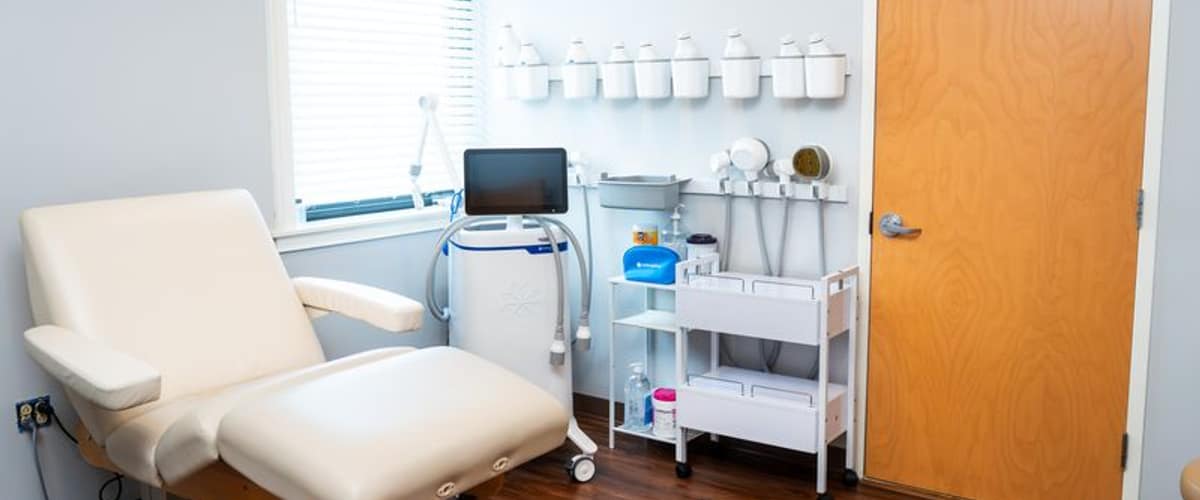 Dr. Thomas C. McFadden, MD - Advanced Cosmetic Surgery in Greenville, South Carolina