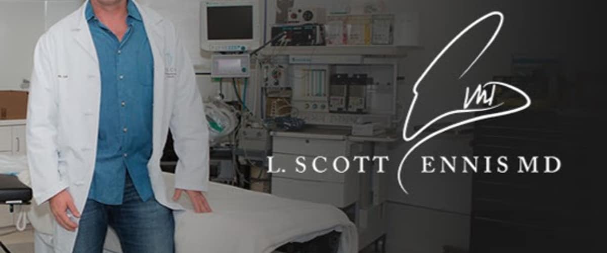Ennis Plastic Surgery in Boca Raton in Boca Raton, Florida