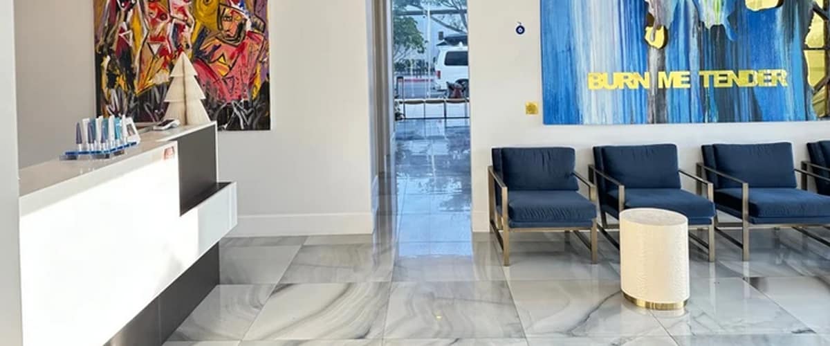 Kare Plastic Surgery & Skin Health Center / in Santa Monica, California