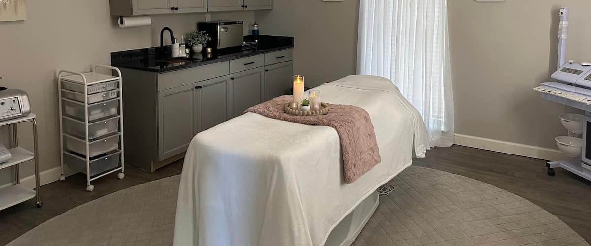 Lindsay Keith, MD in Murfreesboro, Tennessee