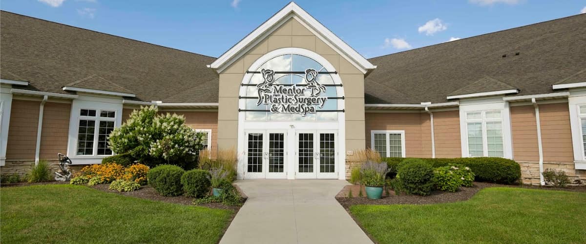Plastic Surgeon Cleveland: Dr. Paul Vanek in Cleveland, Ohio