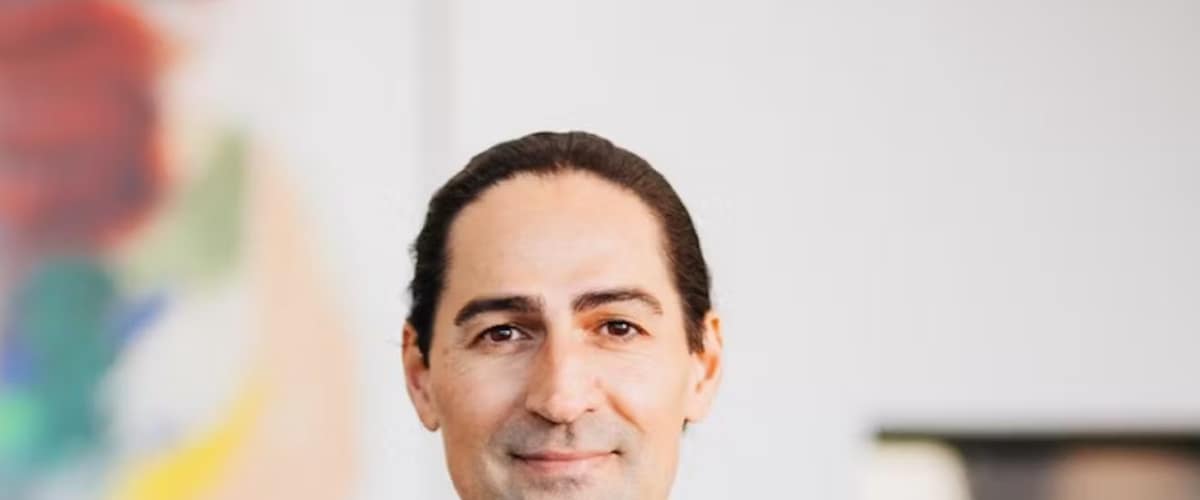 Repta Plastic Surgery: Dr. Remus Repta in Scottsdale, Arizona