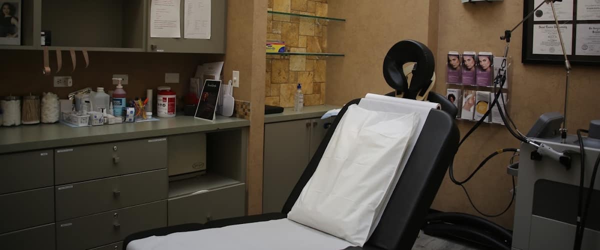 Specialists in Dermatology in Tucson, Arizona