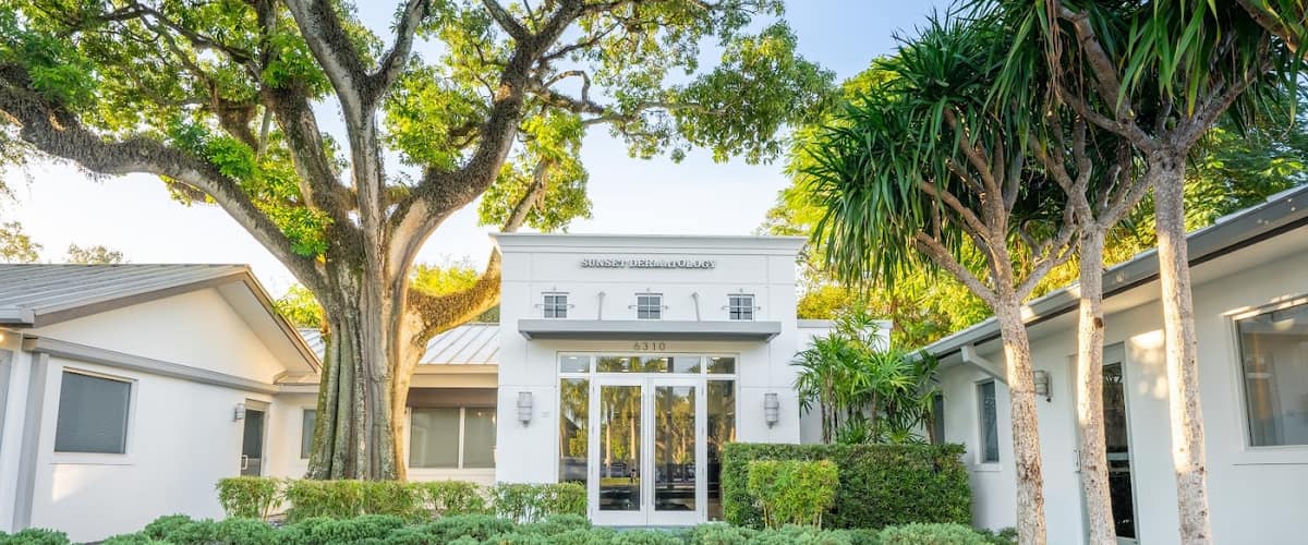 Sunset Dermatology Skin Laser & Vein Center, med spa and aesthetic clinic in Miami