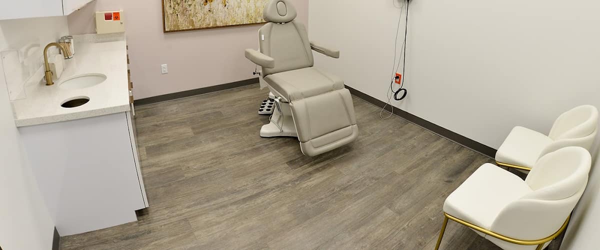 The Oaks Plastic Surgery in Houston, Texas