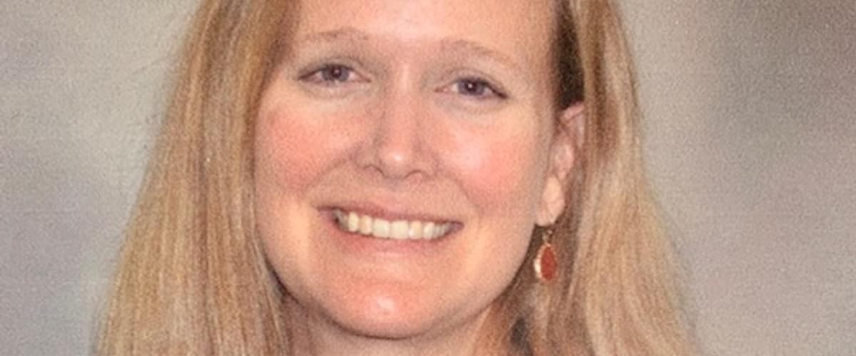 Yvonne Pierpont, MD in Eau Claire, Wisconsin