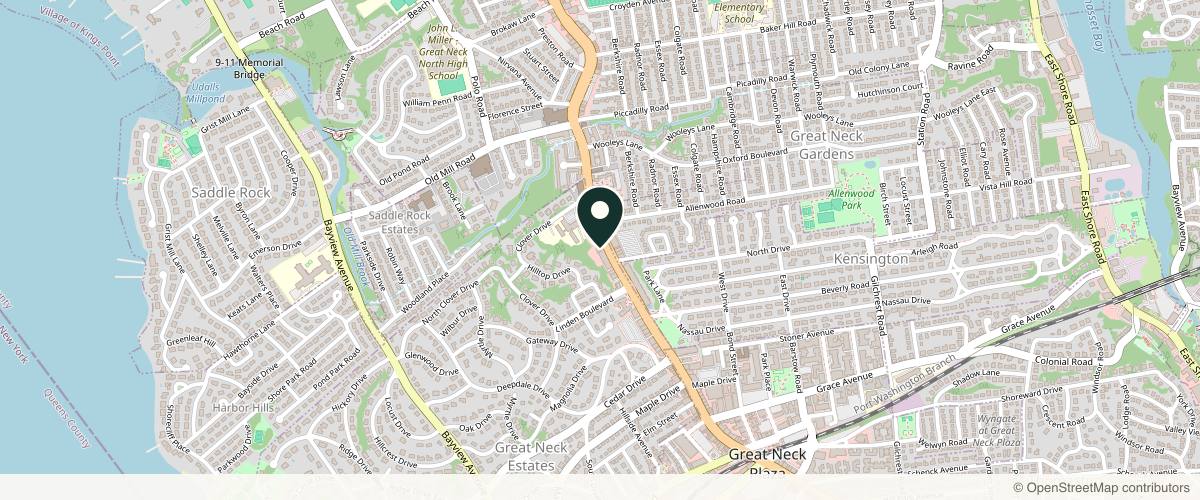 Map showing Comprehensive Dermatology DermWalk Great Neck in Garden City, New York